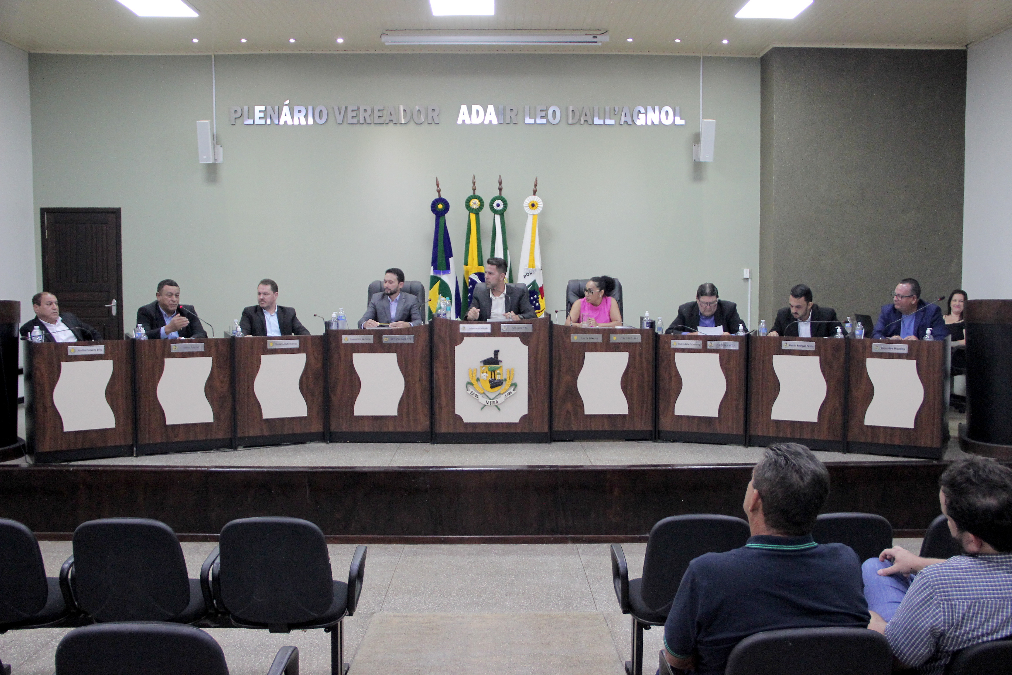 Projeto aprovado institui novo Código Tributário e atualiza IPTU, ITBI e arrecadação em Vera