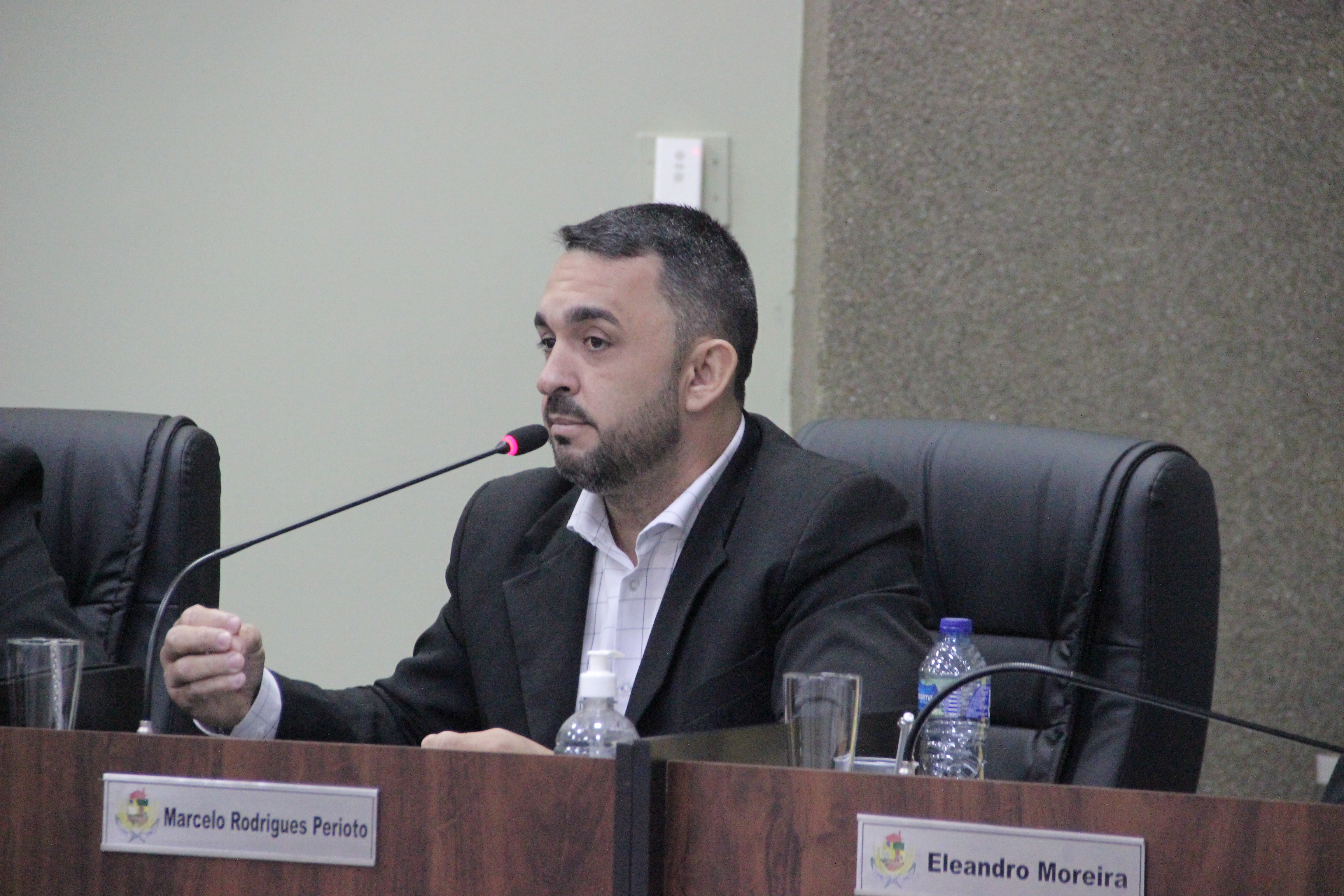 INDICAÇÃO - iluminação em Academia da Saúde para ampliar segurança da população