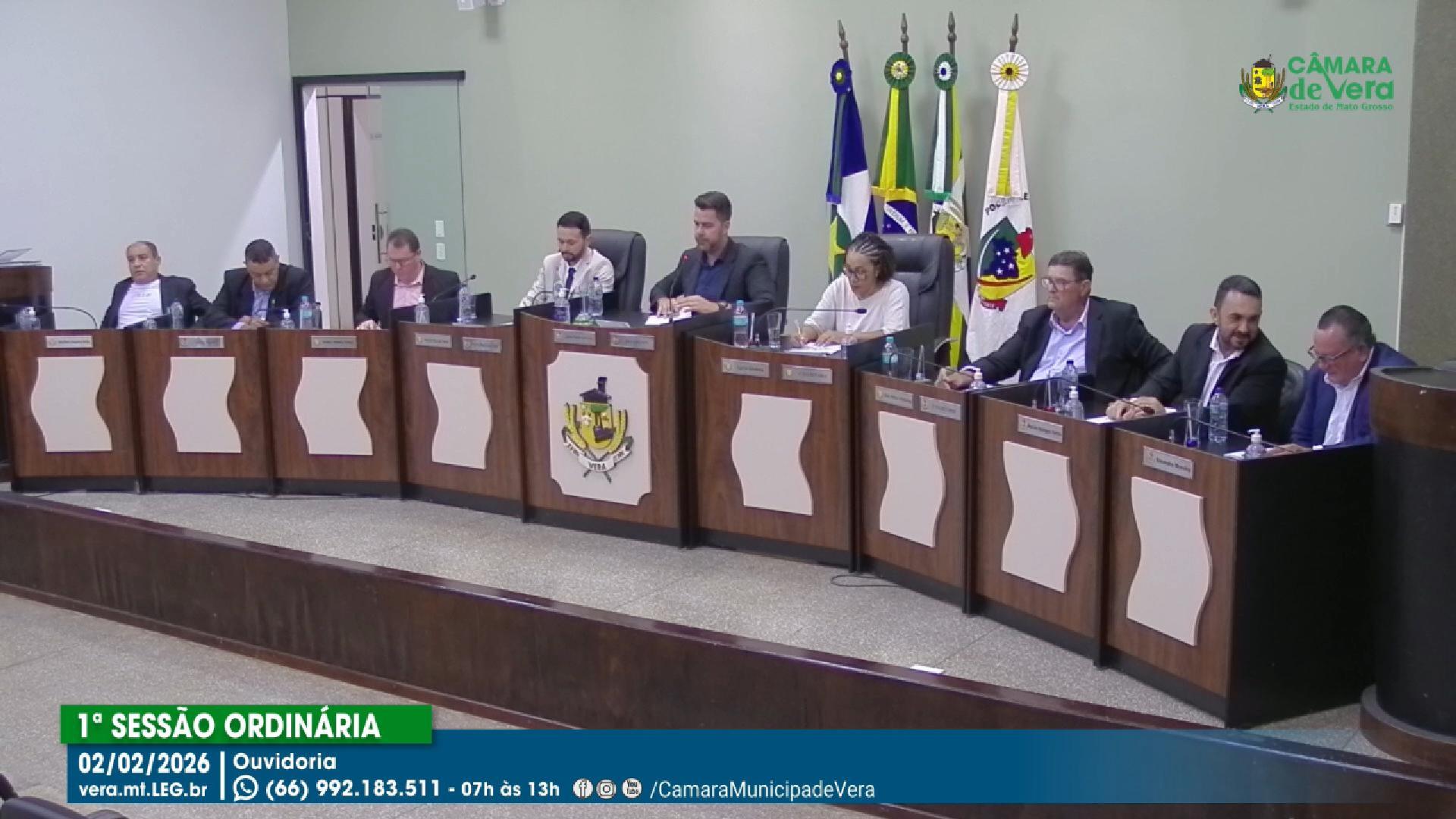 1ª Sessão de 2026 aprova gestão da Expovera e encaminha projetos para as Comissões permanentes