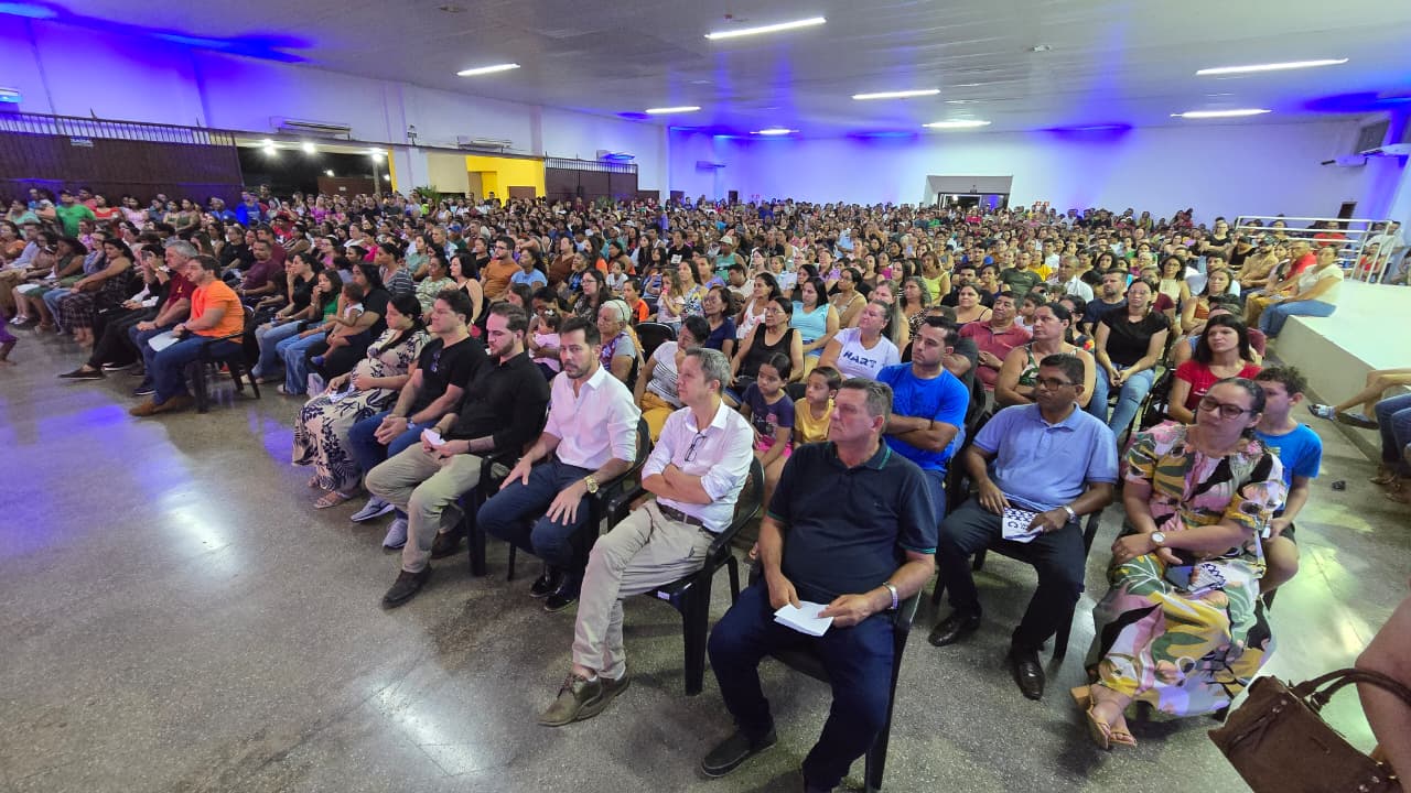 Prefeitura anuncia programa habitacional com 270 casas