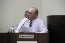 Vereador pede que Executivo reutilize super postes retirados da Av. Brasil Vereador pede que Executivo reutilize super postes retirados da Av. Brasil