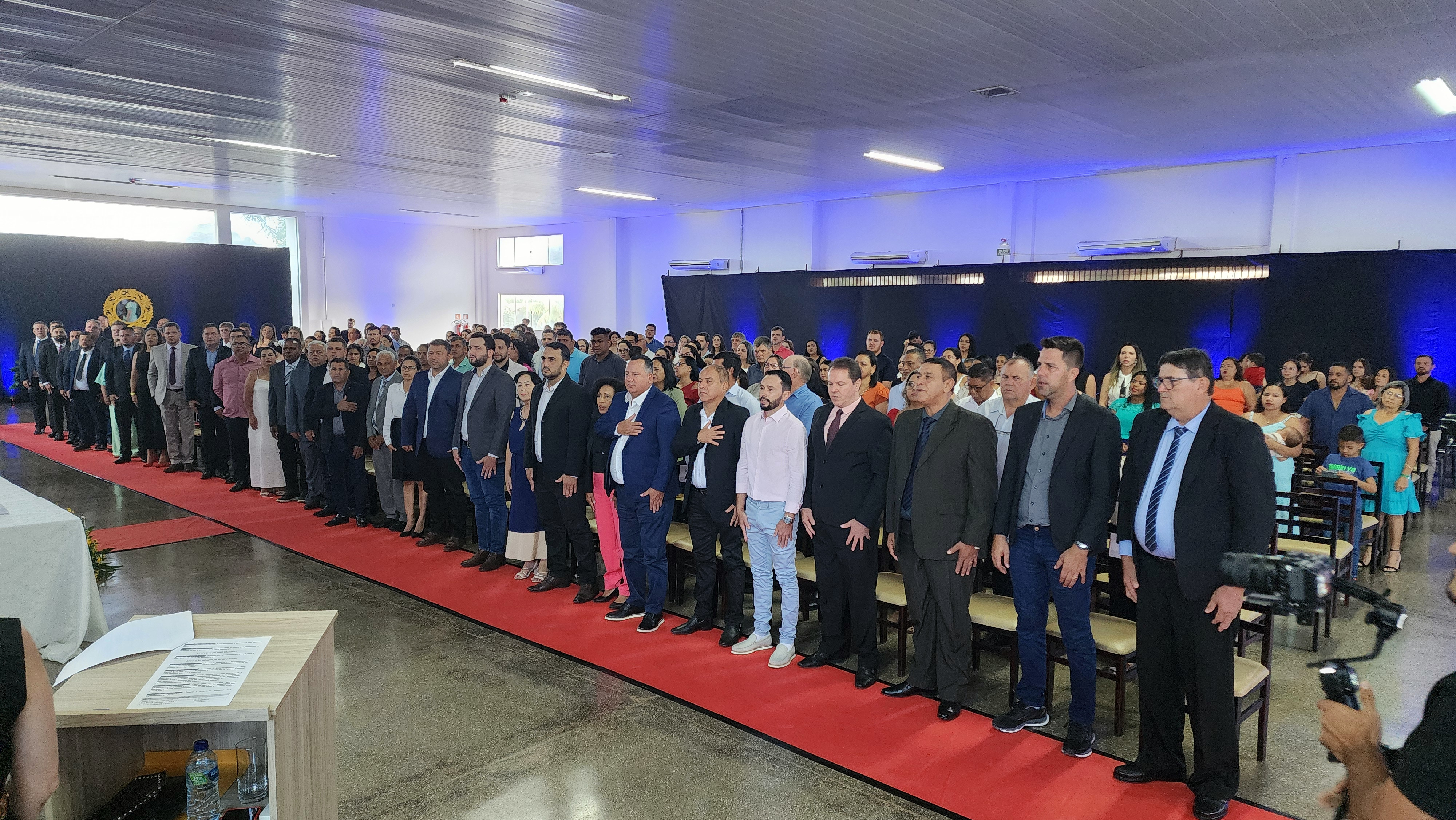Vereadores eleitos e reeleitos são diplomados pela Justiça eleitoral